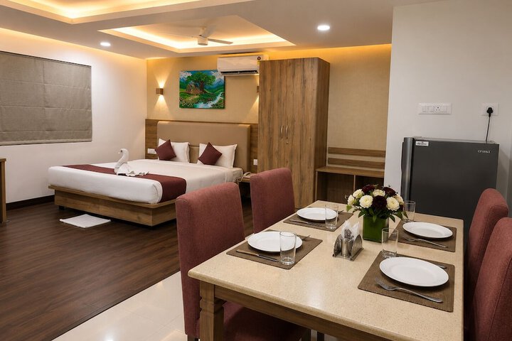 Room 15 of 32