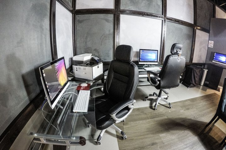 Room 12 of 87