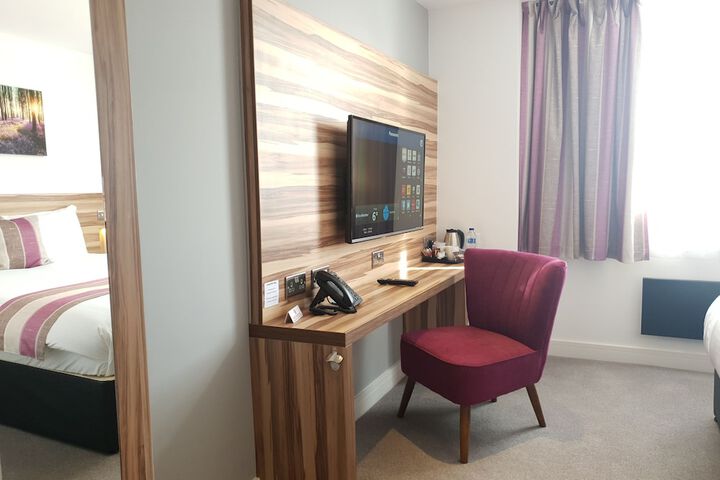 Room 13 of 46