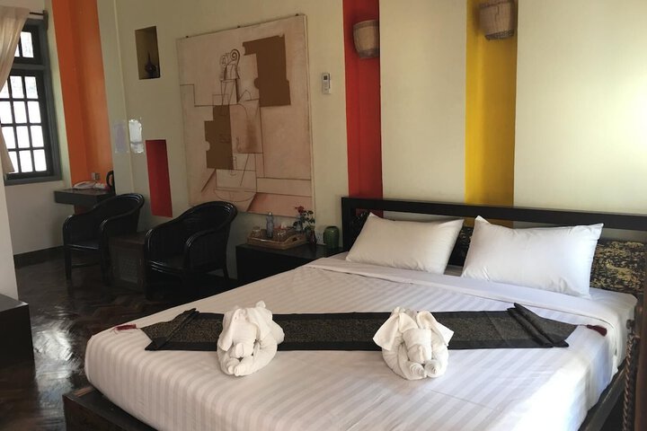 Room 8 of 42