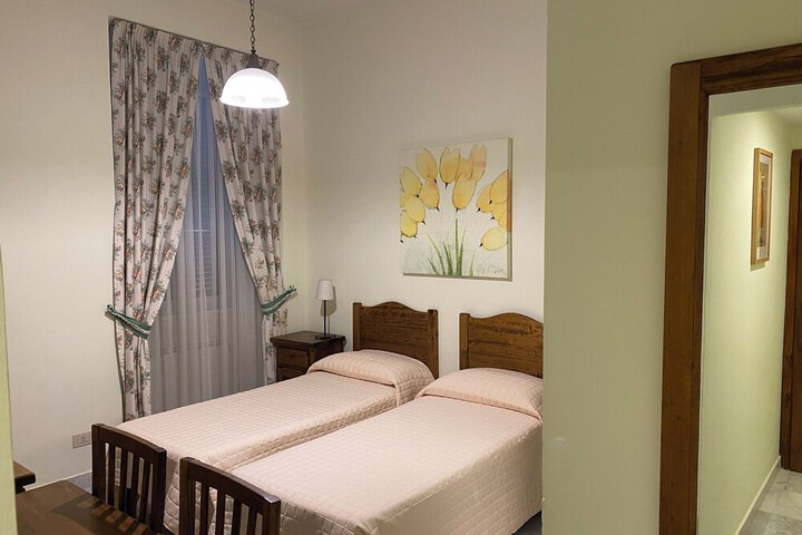 Room 12 of 56