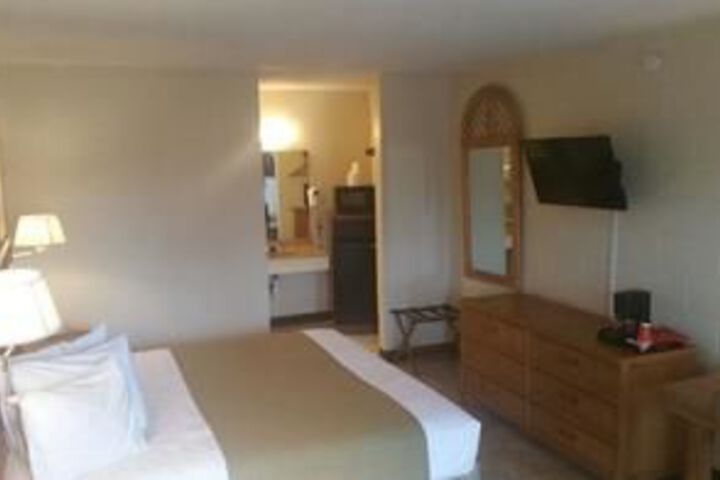 Room 49 of 60