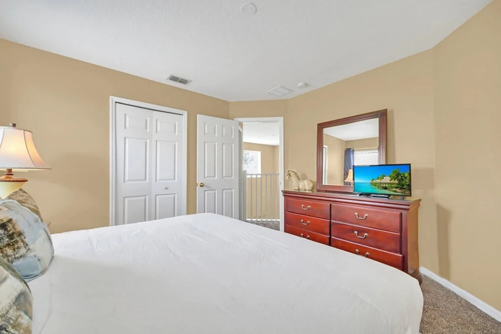 Room 3 of 23