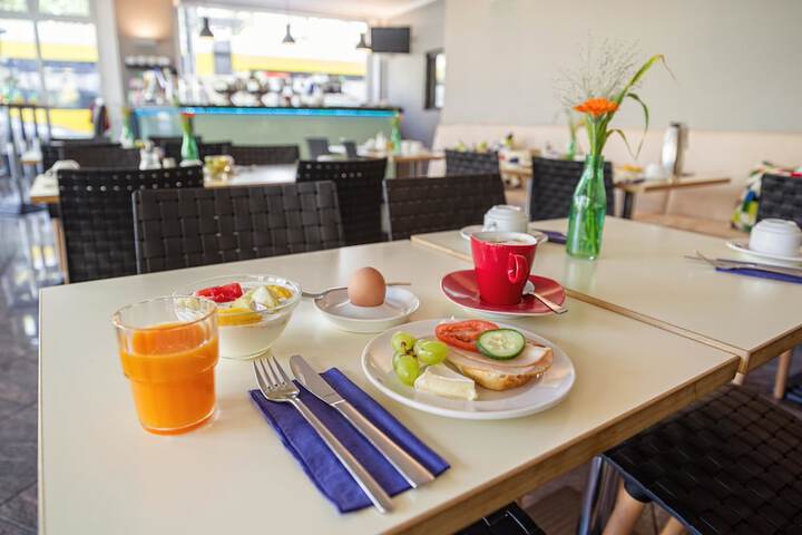 Breakfast/Coffee Service 46 of 69