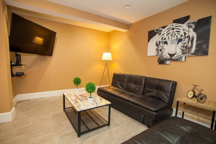Room 15 of 27