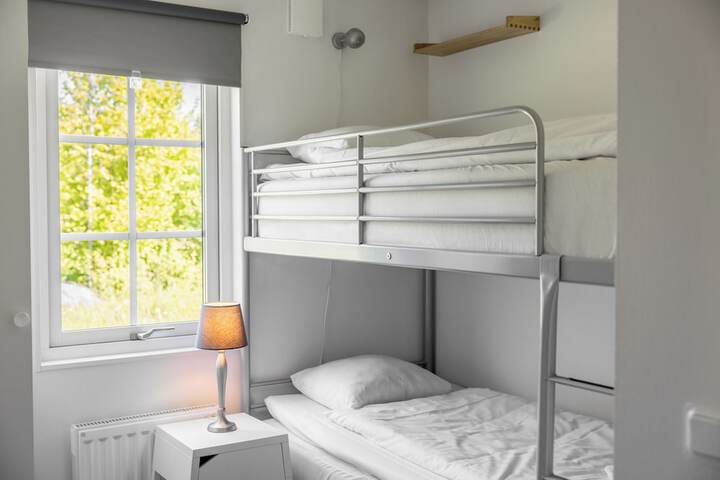 Room 17 of 45