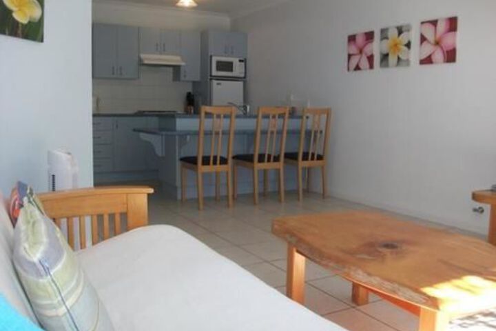 Room 8 of 15