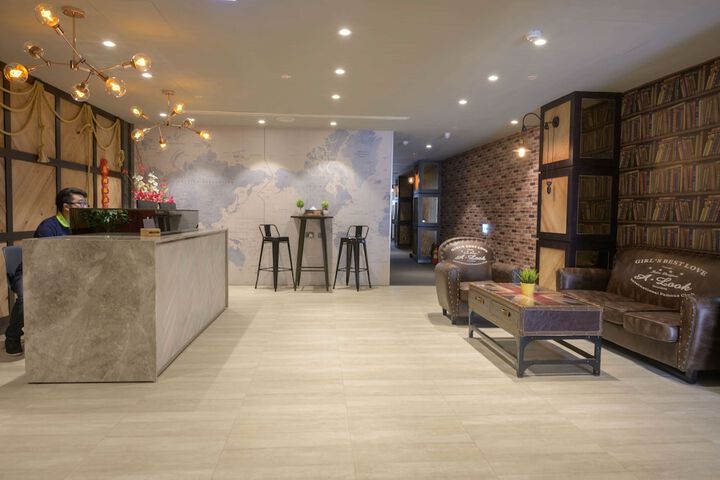 Hotel Interior 11 of 119