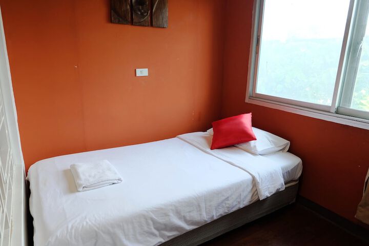 Room 20 of 130
