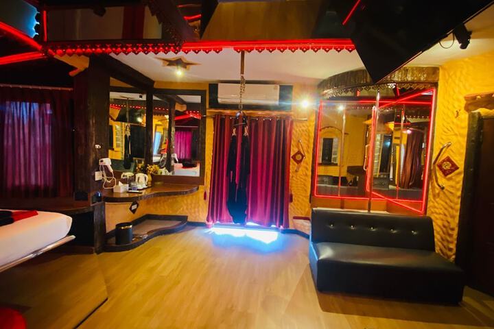 Room 19 of 47
