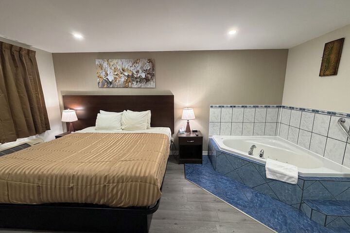 Room 20 of 53