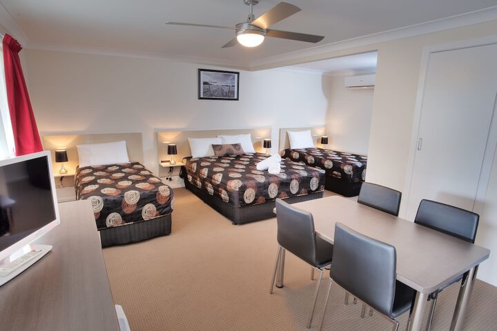 Room 6 of 52