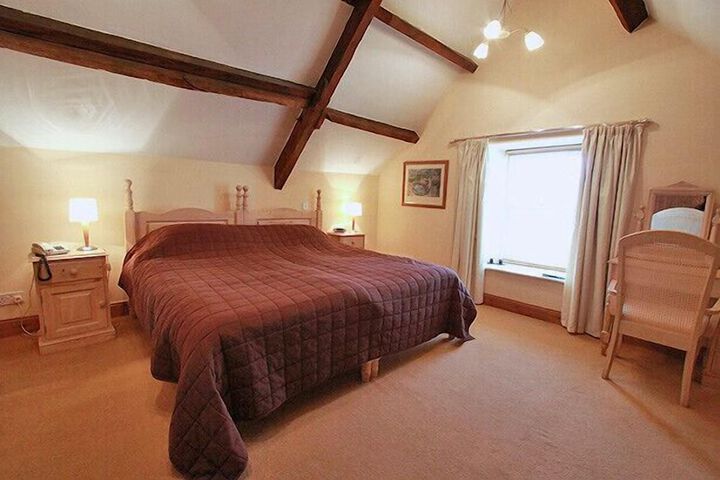 Centre of Britain Hotel &  Restaurant in Haltwhistle