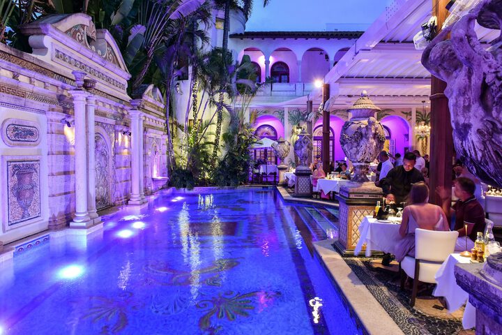 Indoor/outdoor pool