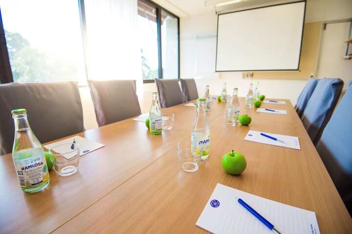 Meeting 52 of 75