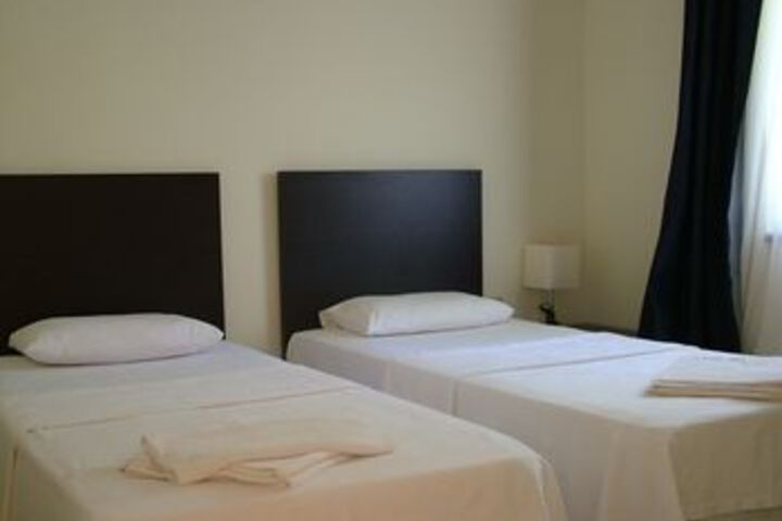 Room 21 of 94