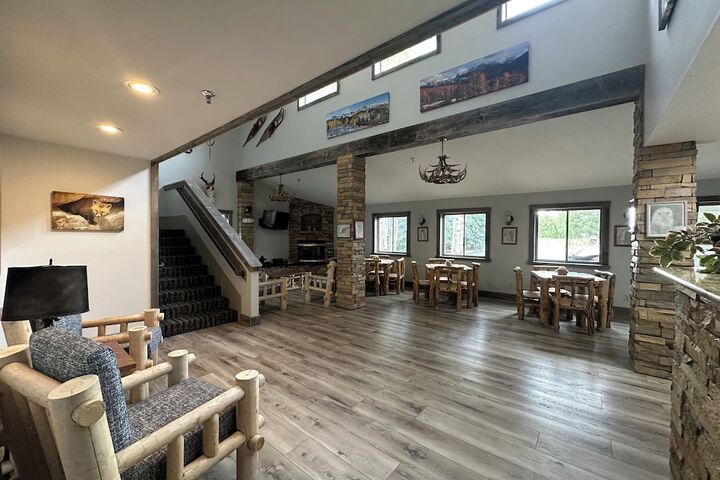 Hotel Interior 6 of 36