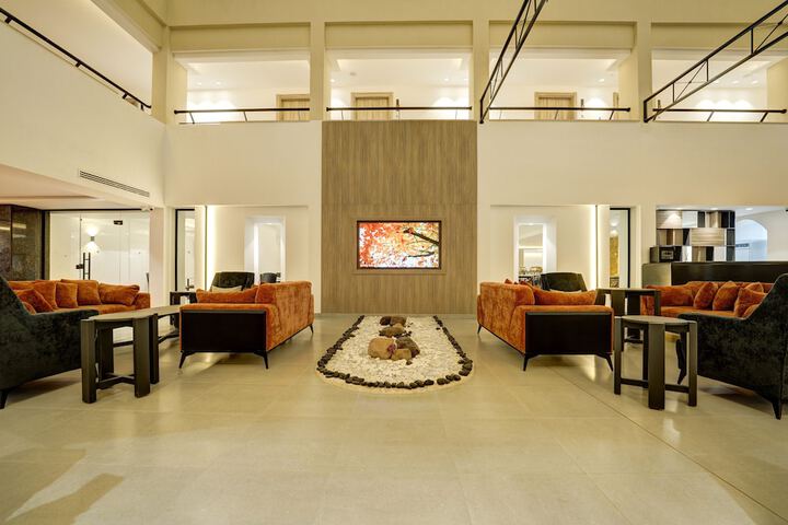 Hotel Interior 5 of 59