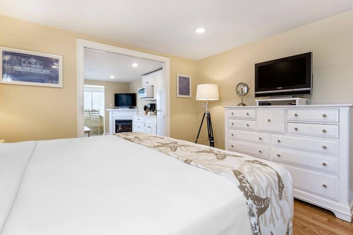 Room 21 of 42