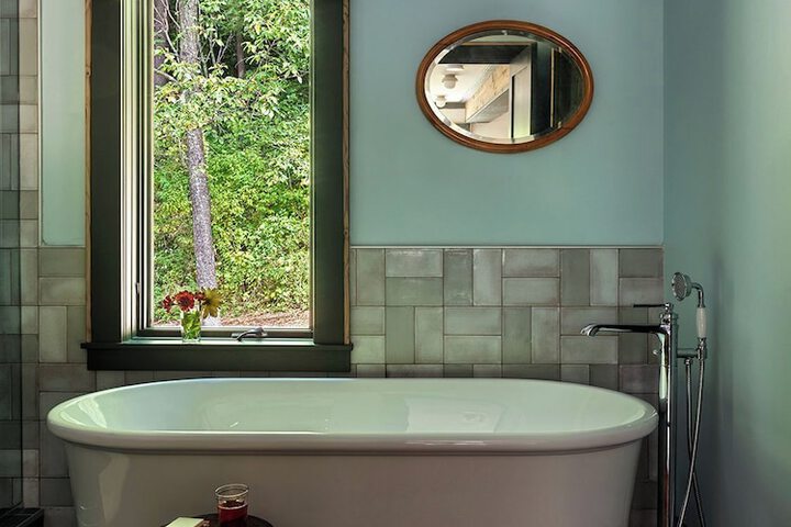 Deluxe Suite (1 of 15)