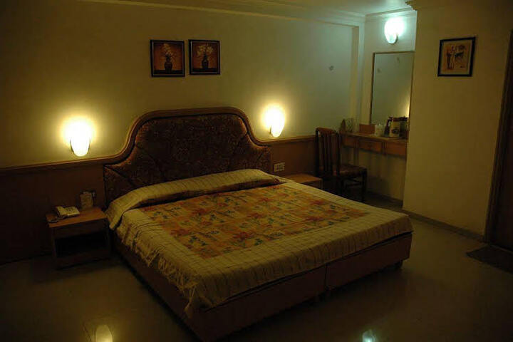 HOTEL NEST
