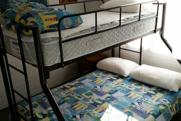 Room 4 of 72