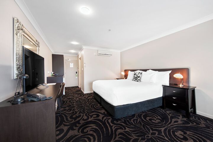 Room 21 of 86