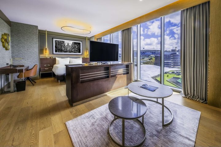 Room 48 of 202