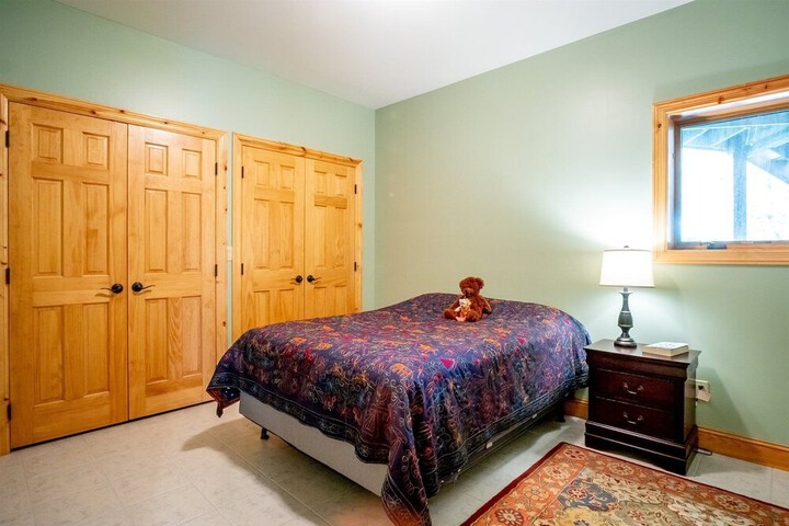 Room 3 of 26