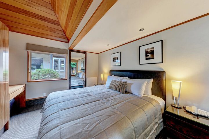 Room 19 of 57