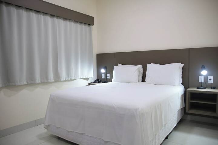 Room 28 of 54