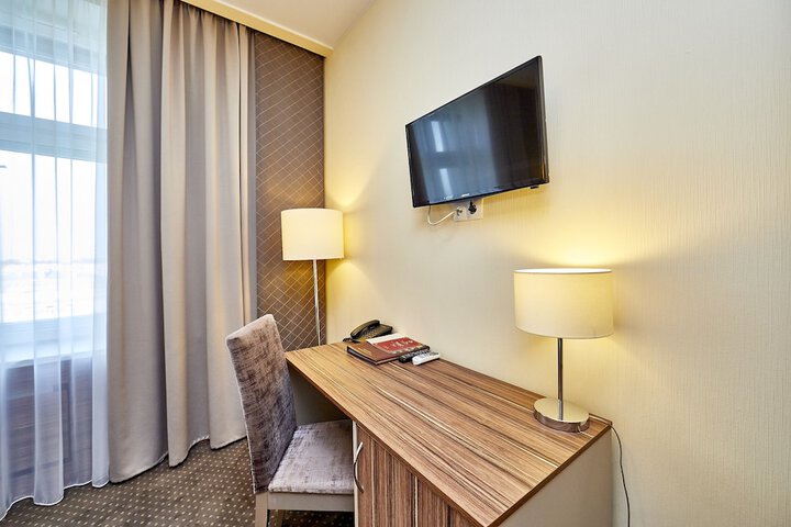 Room 30 of 75