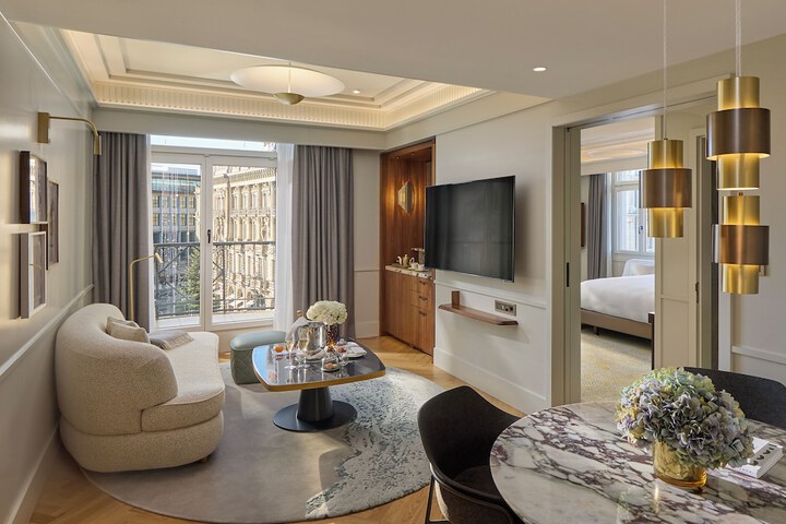 Room 20 of 96