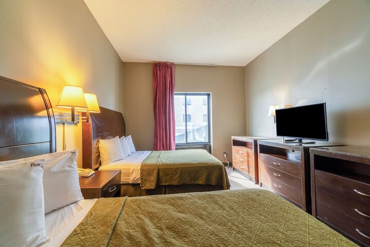 1 King Bed Suite (33 of 33)