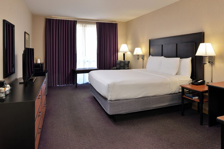 Room 8 of 54