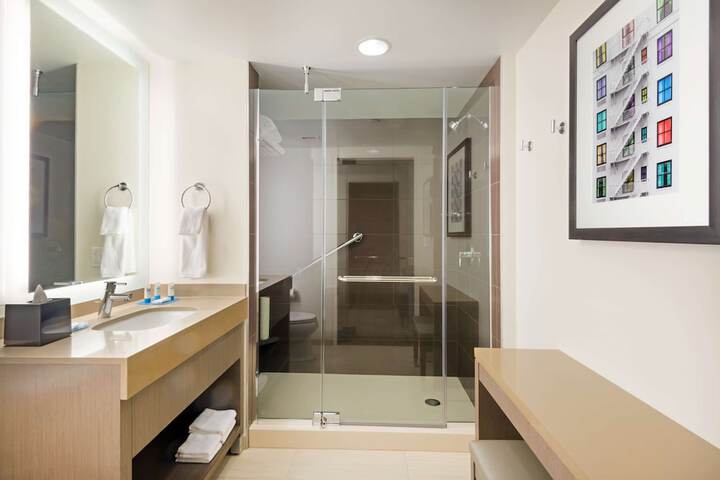 Clean Restrooms