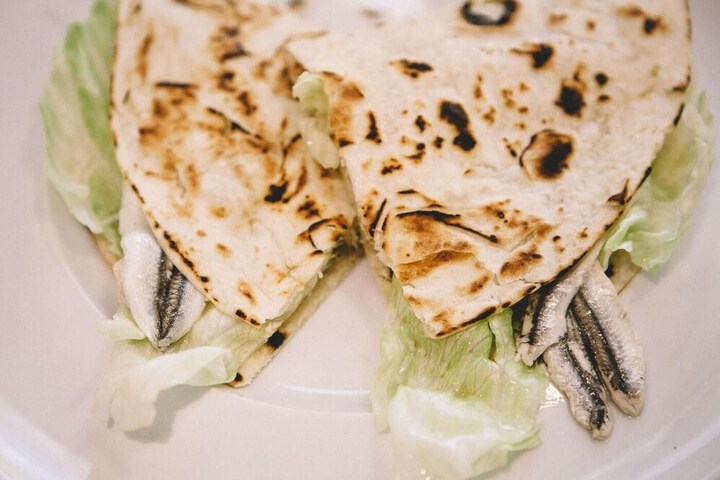 Dining 43 of 53