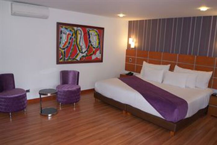 Room 18 of 35