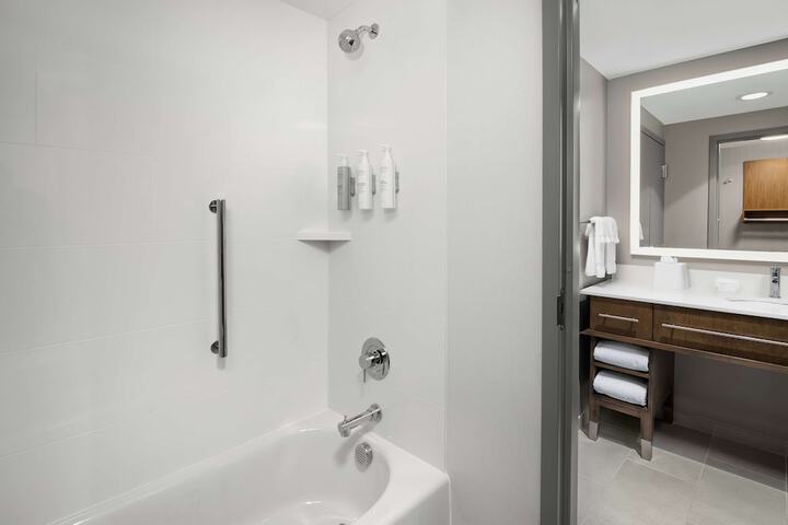 Bathroom shower