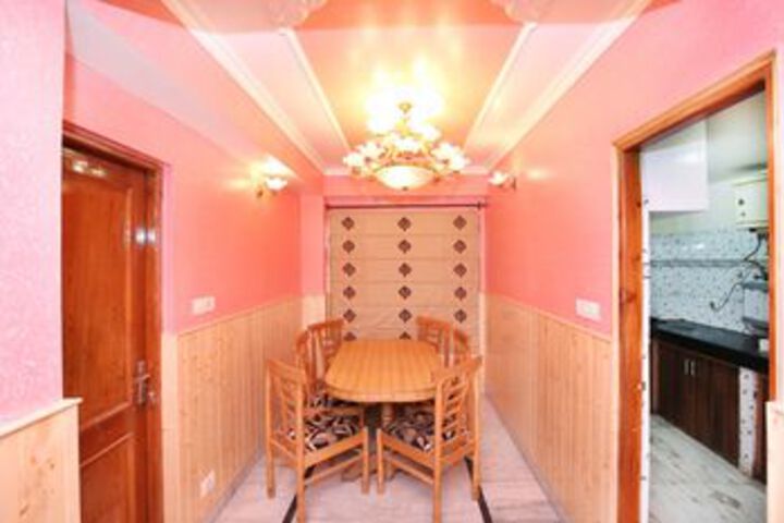 Room 21 of 26
