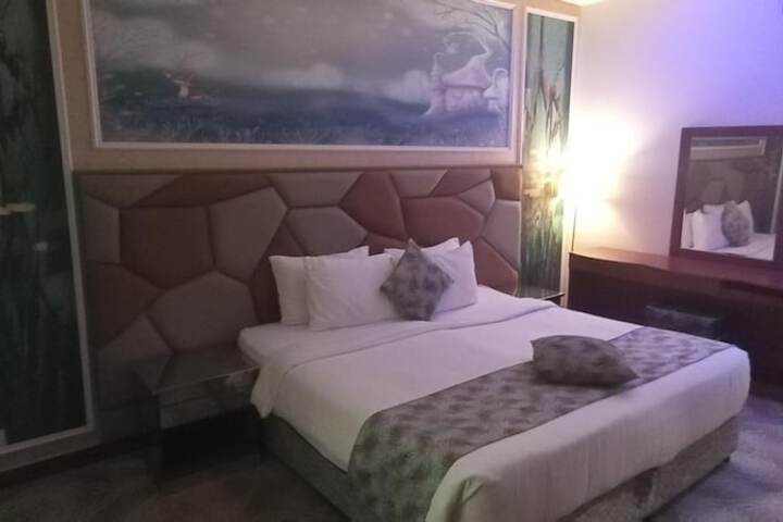 Room 13 of 60
