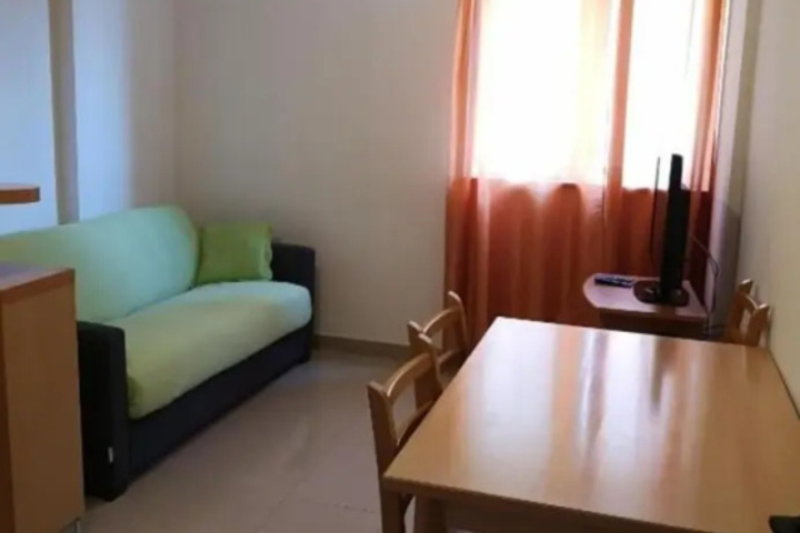 Room 2 of 17