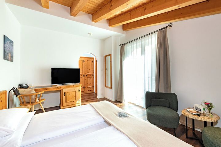 Room 15 of 72