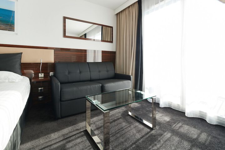 Room 19 of 114