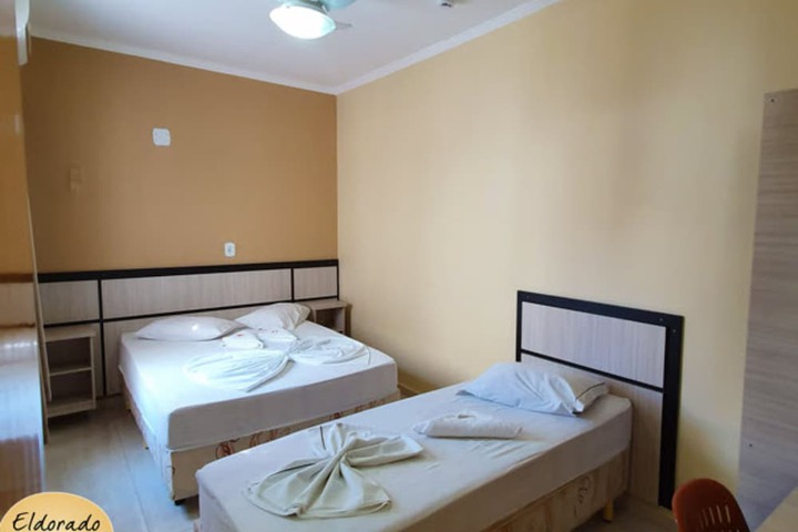 Room 15 of 32