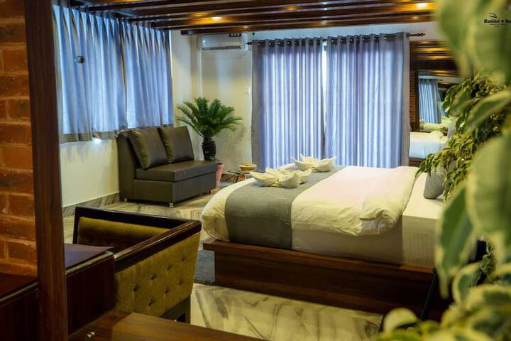 Room 28 of 45