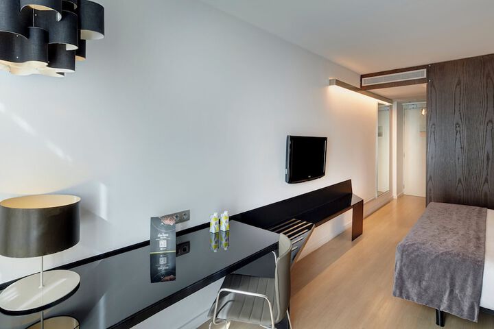 Room 4 of 59