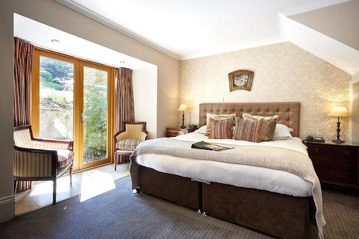 Room 20 of 53