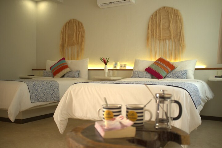 Room 32 of 89