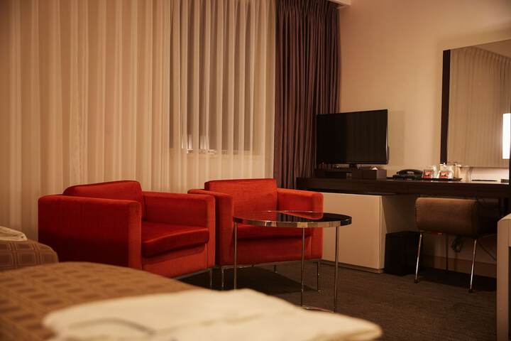 Room 20 of 79